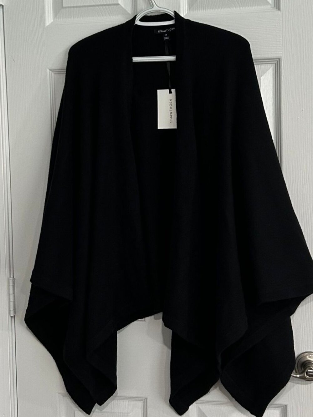NEW Ladies Knitted Wrap by 41 Hawthorn - Color:  Black - One Size